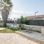 4 Bedroom In *